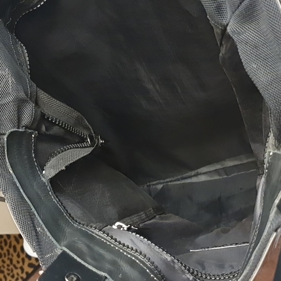 Beautiful Issey Miyake tote handbag. - Picture 5 of 10